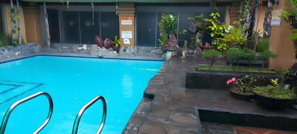 Bayview Park Hotel